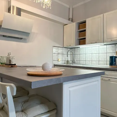 Theashomly Apartament