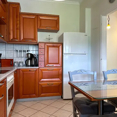 Theashomly Apartman