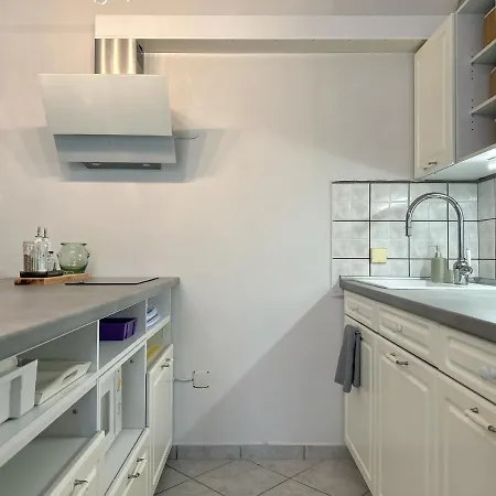Theashomly Apartament *