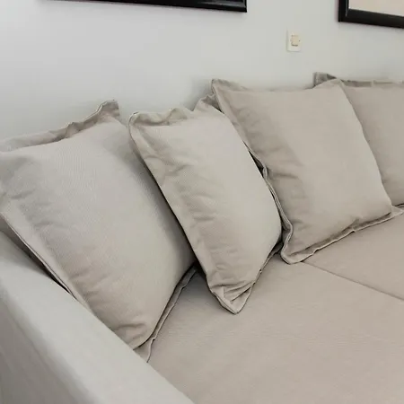 Apartment Theashomly