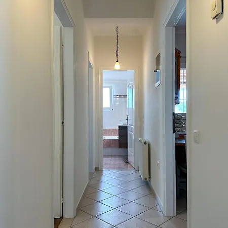 Theashomly Apartmán *